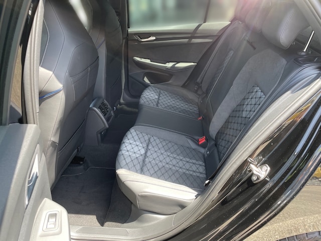 Volkswagen Golf 1.5 eTSI Golf VIII