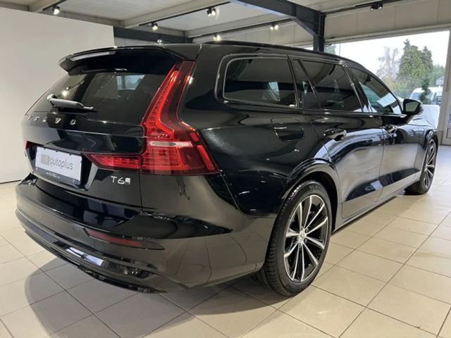 Volvo V60 AWD Dark Plus Recharge T6