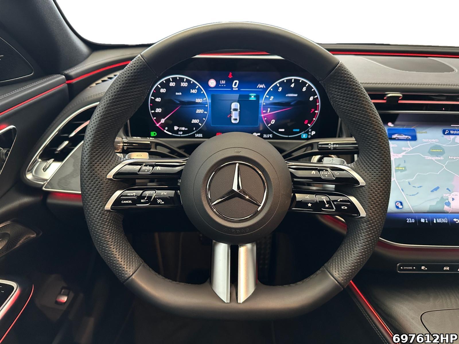 Mercedes-Benz E 200 AMG Line Sedan