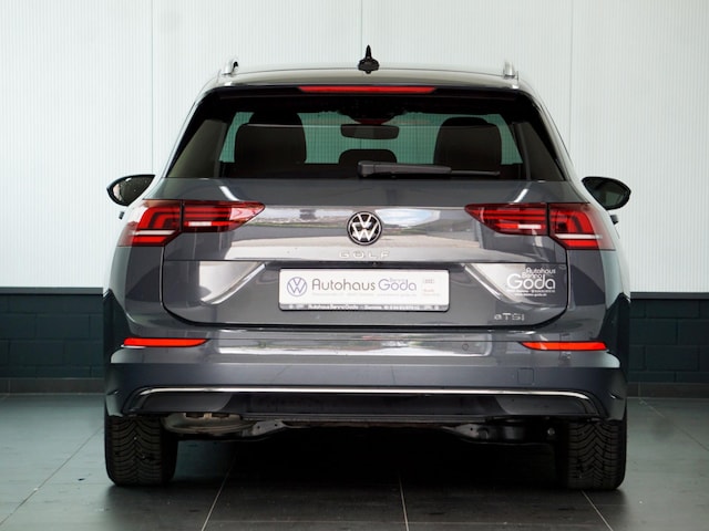 Volkswagen Golf 1.5 eTSI DSG Variant