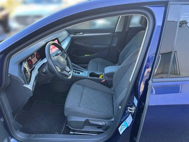 Volkswagen Golf 1.5 eTSI DSG Life