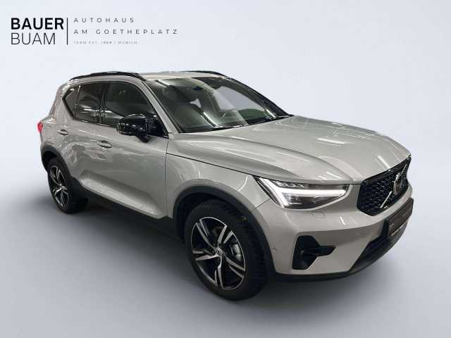 Volvo XC40 Dark Plus