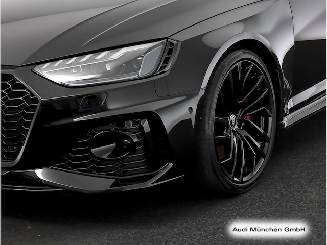 Audi RS4 Avant Quattro