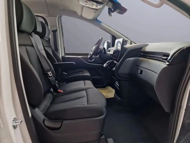 Hyundai Staria Trend