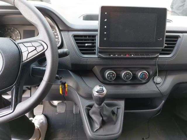 Nissan Primastar L2H1 dCi 150