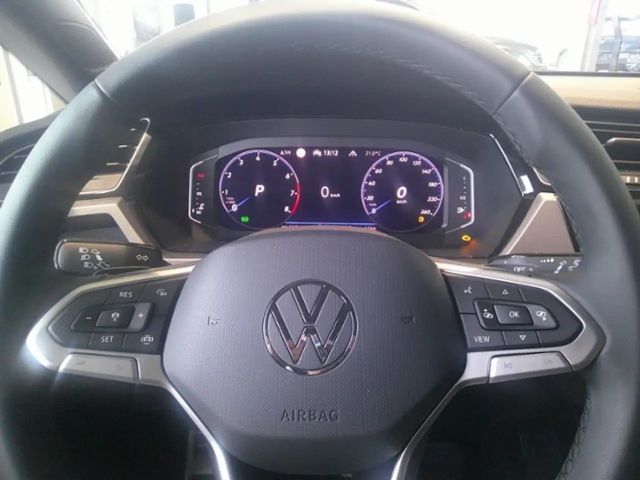 Volkswagen Touran 1.5 TSI DSG Highline R-Line