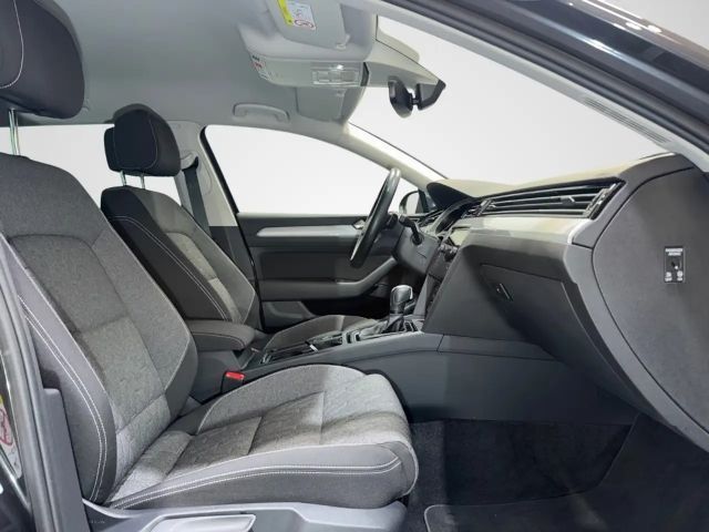 Volkswagen Passat 2.0 TDI Business DSG Variant