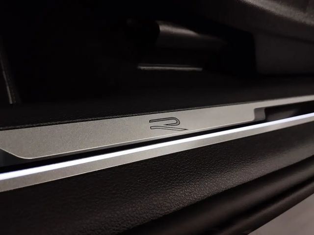 Volkswagen Tiguan 4Motion DSG R-Line