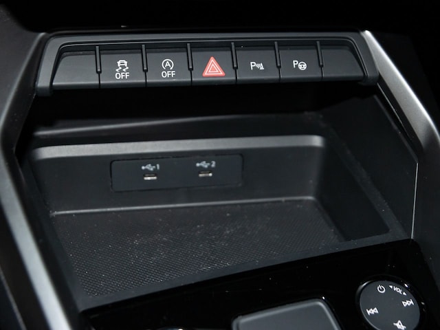 Audi A3 30 TFSI S-Tronic Sportback