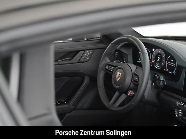 Porsche 992 Carrera Coupé GTS