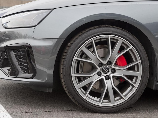 Audi A4 40 TFSI Avant Quattro S-Line S-Tronic