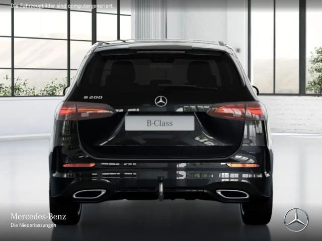 Mercedes-Benz B 200 AMG Line Sedan