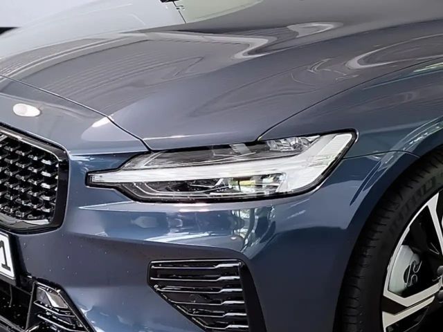 Volvo V60 AWD Dark Plus T6