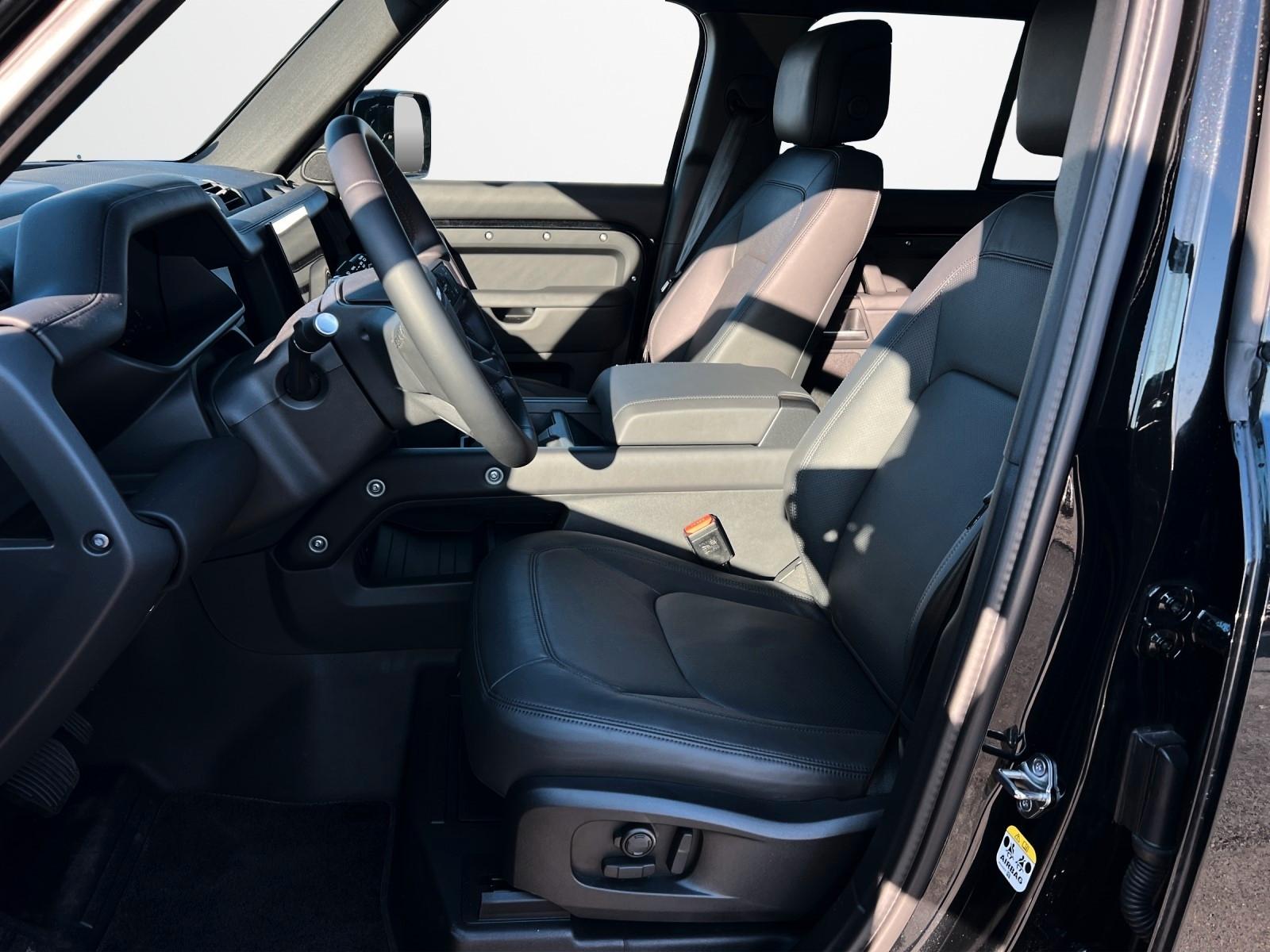 Land Rover Defender 110 Dynamic HSE