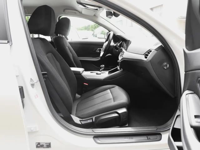 BMW 318 318i Touring