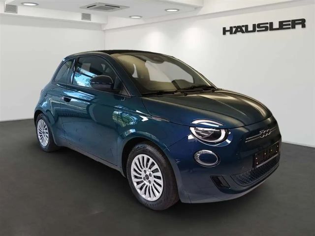 Fiat 500e Neue 500 Cabrio CarPlay DAB Radio Klimaautomatik