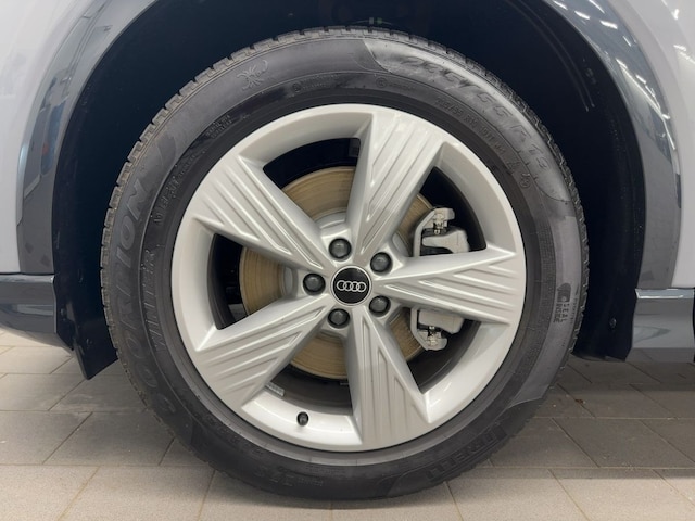 Audi Q4 e-tron SUV 45 e-tron Audi Q4 e-tron