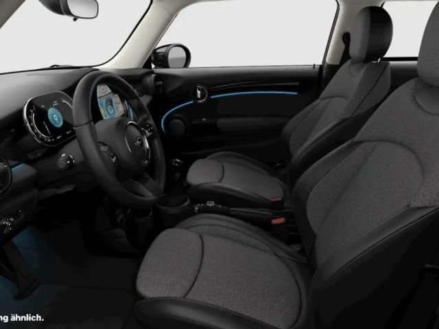 MINI One AdapLED Navi PA RFK DAB PDC Shz