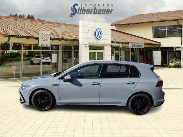 Volkswagen Golf 1.5 eTSI DSG R-Line