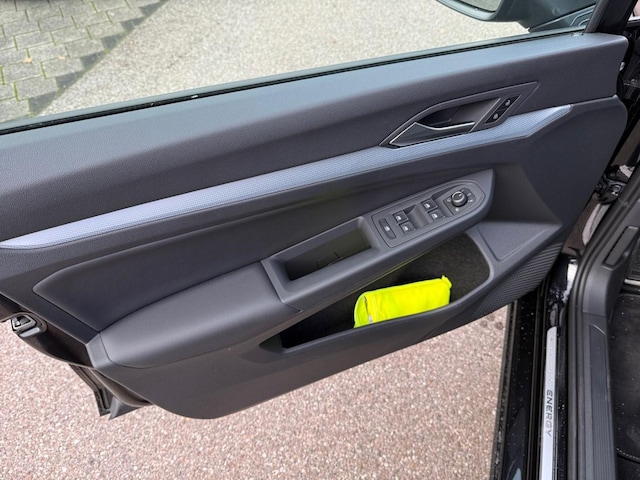 Volkswagen Golf 1.5 eTSI DSG Golf VIII