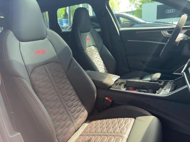 Audi RS6 Avant Performance Quattro