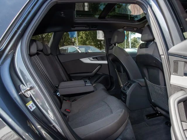 Audi A4 40 TFSI Quattro S-Line