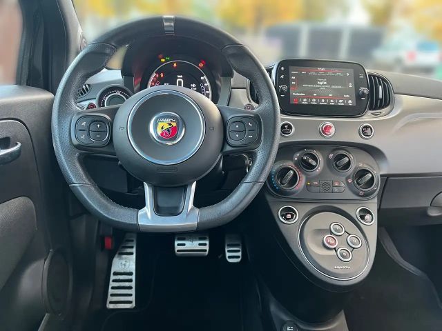 Abarth 595C 16V Turbo|Black Paket|CarPlay *BLACK WEEK*