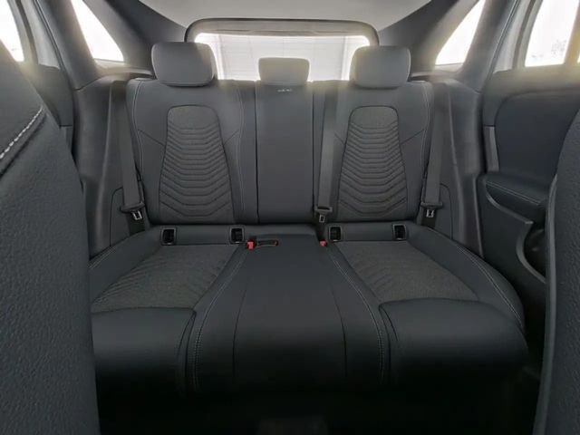 Mercedes-Benz GLA 180 Progressive