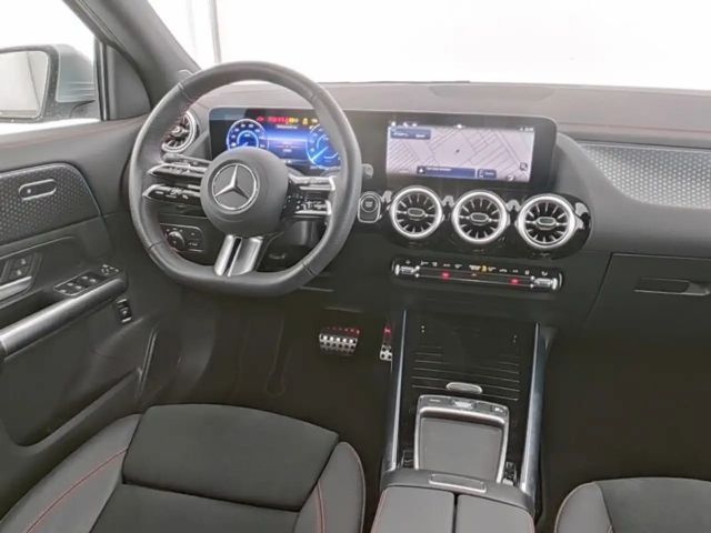 Mercedes-Benz EQA 350 4MATIC AMG Line