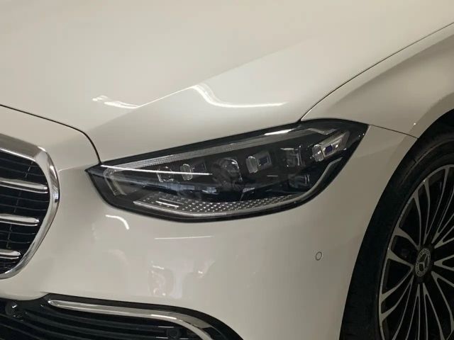 Mercedes-Benz S 500 4MATIC Sedan