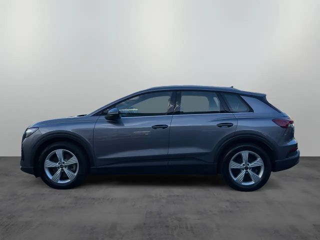 Audi Q4 e-tron 45 / MMI-Navi+, Standklima, LED, RFK
