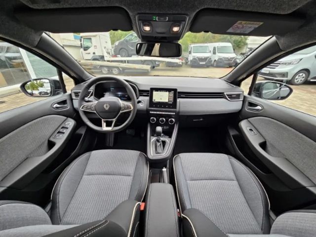 Renault Clio E-Tech Hybrid Techno