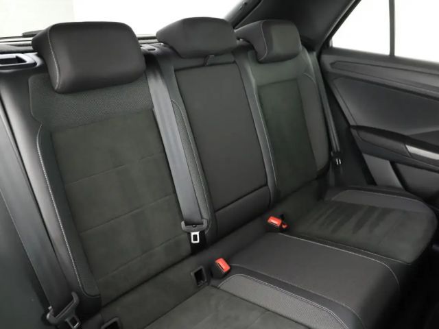 Volkswagen T-Roc 1.5 TSI DSG IQ.Drive R-Line