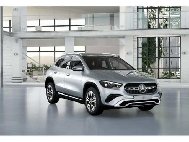 Mercedes-Benz GLA 200 Progressive