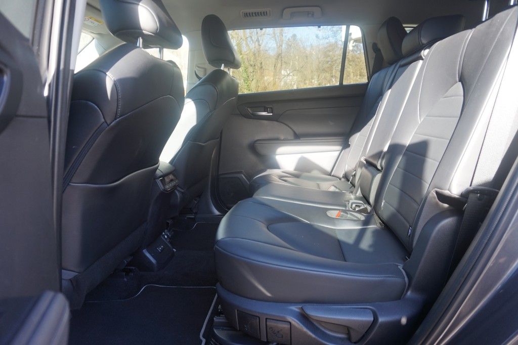Toyota Highlander 5-deurs Basis
