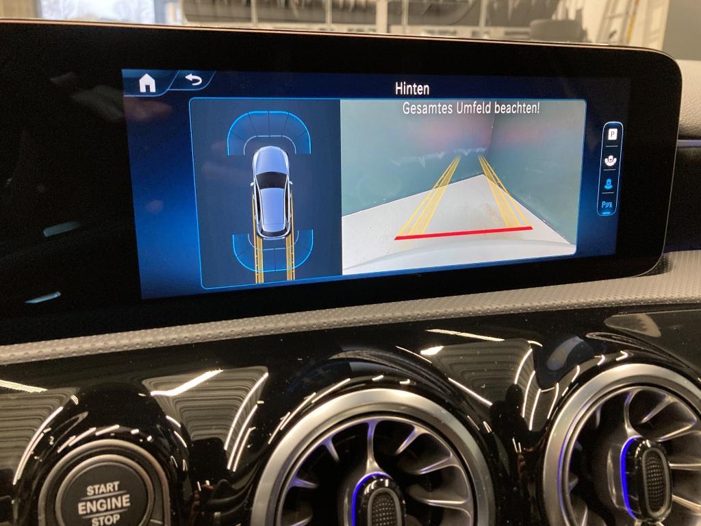 Mercedes-Benz A 200 AMG Line