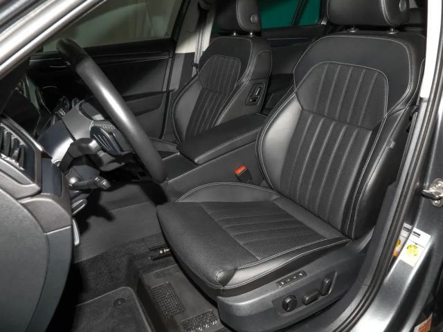 Skoda Superb 2.0 TDI Combi Style Style