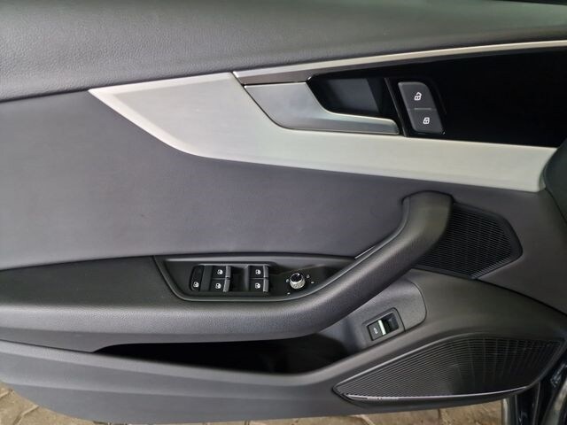 Audi A4 40 TFSI Avant S-Line S-Tronic