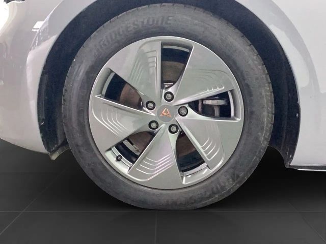 Cupra Born KAMERA W-PUMPE NAVI SITZHZG PILOT-M ACC