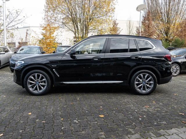 BMW X3 xDrive30e