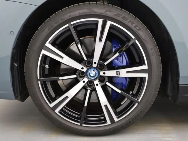 BMW i5 M-Sport Sedan xDrive