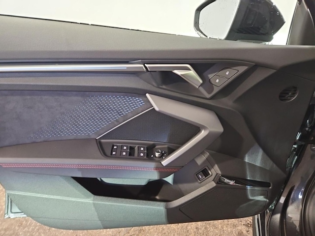 Audi S3 Quattro S-Tronic Sedan