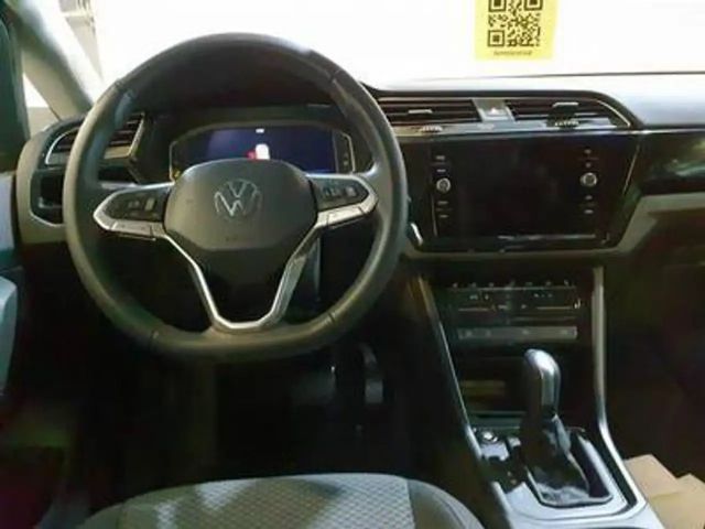 Volkswagen Touran 1.5 TSI DSG R-Line