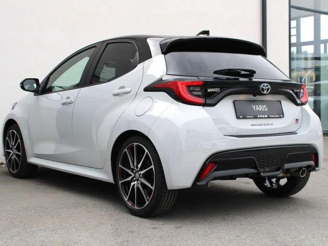 Toyota Yaris GR Hybride VVT-i