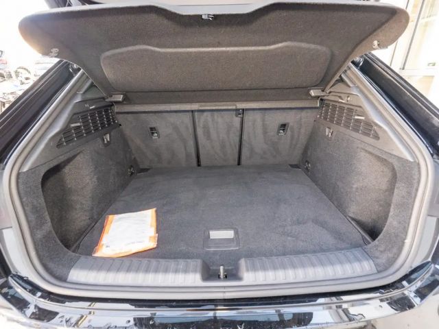 Audi A3 35 TFSI S-Line Sedan Sportback