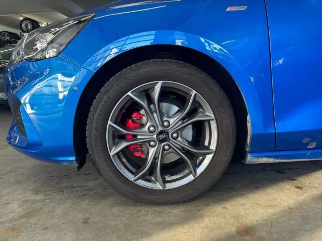 Ford Focus ST Line
