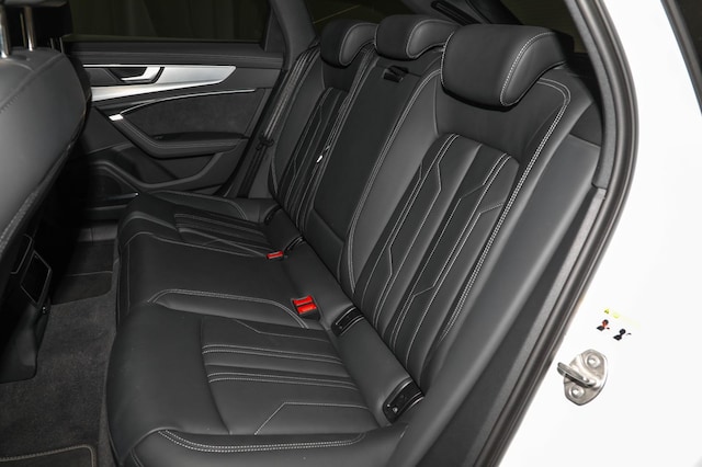 Audi A6 55 TFSI Avant Quattro S-Line S-Tronic