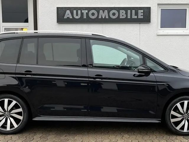 Volkswagen Touran DSG R-Line