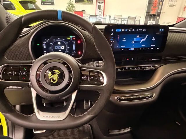 Abarth 500e Scorpinoissima