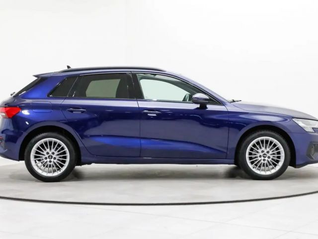 Audi A3 30 TDI Sedan